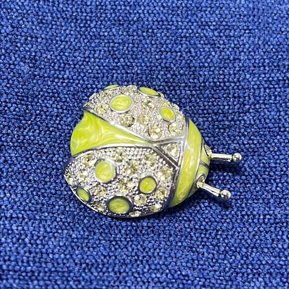 Stunning Vintage TS Green & Silver Ladybug - Picture 2 of 7